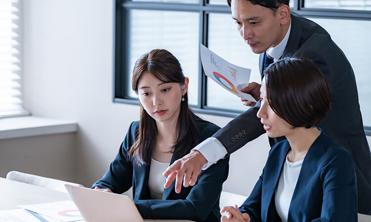 法人設立・変更